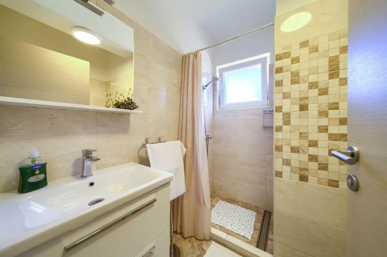 Apartament Stela Pinezići