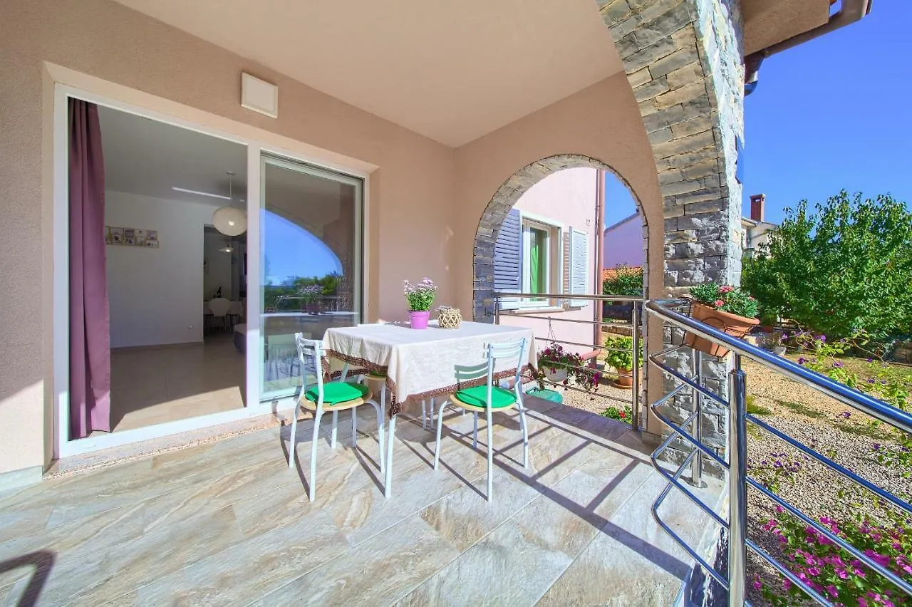 Apartament Stela Pinezići